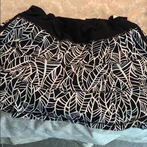 Lululemon skort size 8